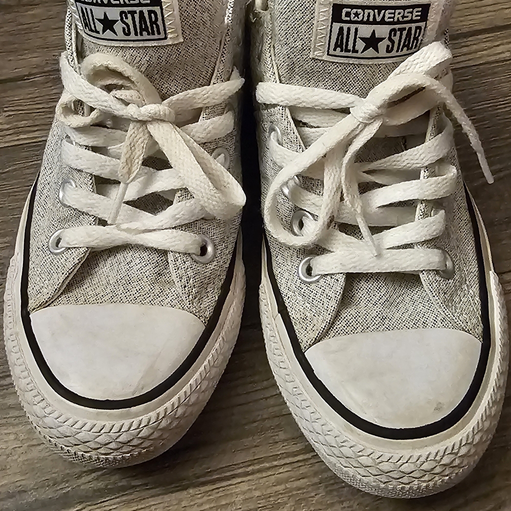 Converse Woman's Gray All Star Sneakers